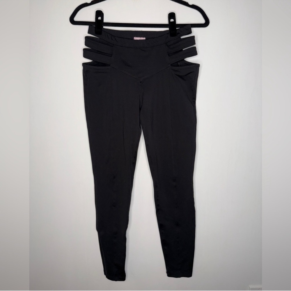 Bombshell Sportswear Black Cutout Leggings